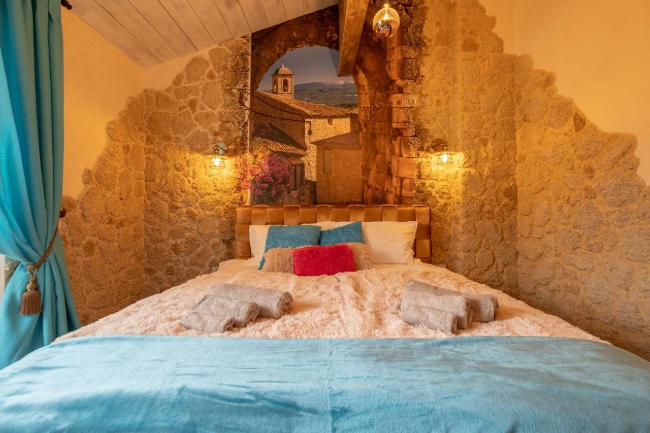 2-Bedroom Elegant Apartment In Mediterranean Style صوفيا المظهر الخارجي الصورة